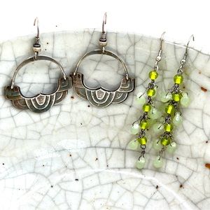 2 Pairs Fun Dangle Earrings